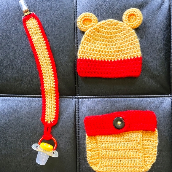 Handmade Crochet Bear Set, Preemie/Newborn - Picture 1 of 2